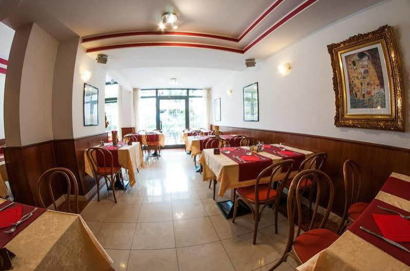 Hotel Primo Riva del Garda Dış mekan fotoğraf